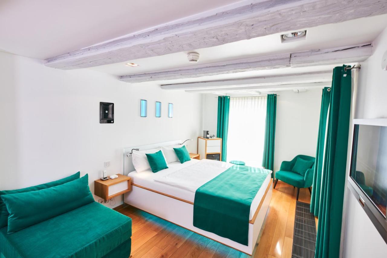 Hotel Max Am See 미르스부르크 외부 사진