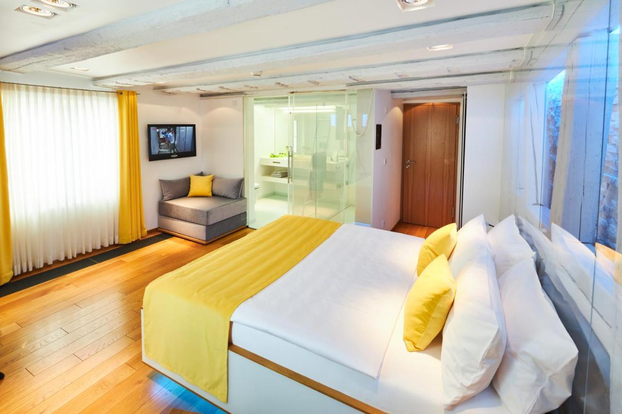 Hotel Max Am See 미르스부르크 외부 사진